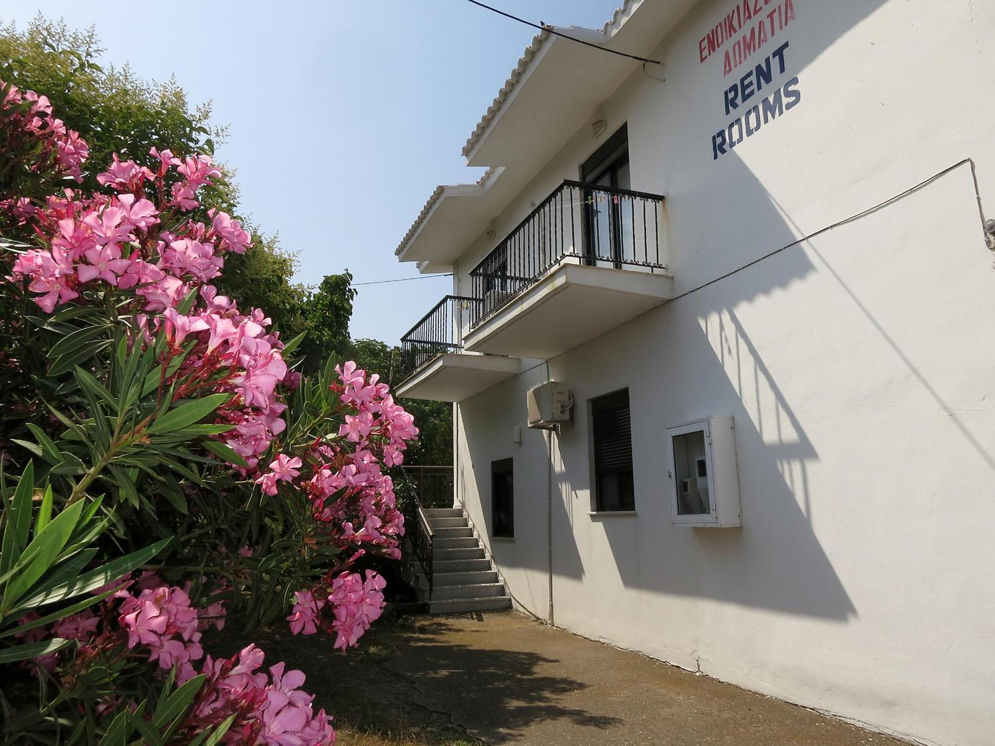 Thanasis Matsas Rooms Kamariotissa Экстерьер фото